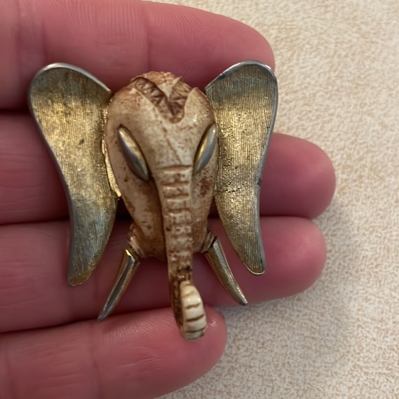 Vintage Rare RAZZA Elephant Head Brooch - Picture 8 of 8